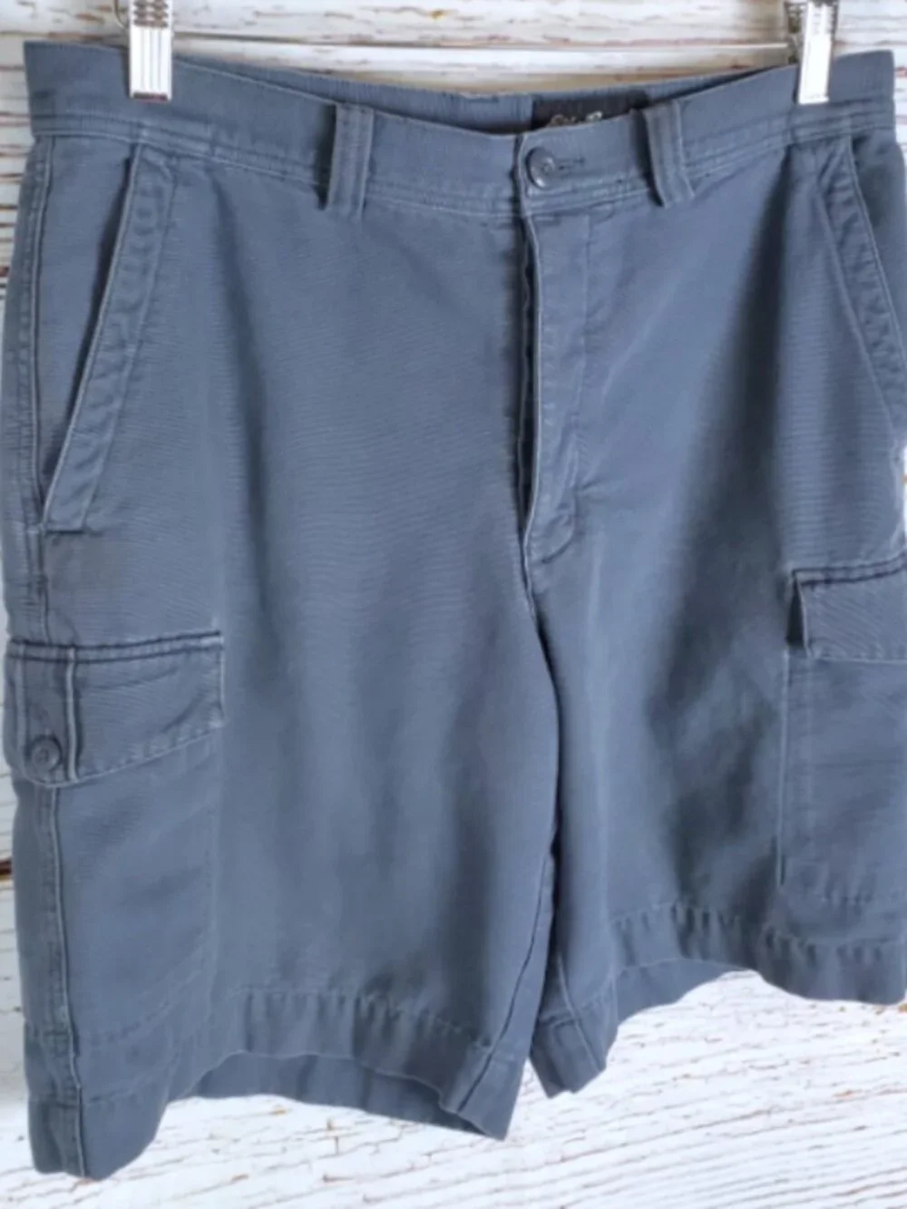 Eddie Bauer Button Fly Cargo Shorts‎ Men's Size 32 Gray 100% Cotton